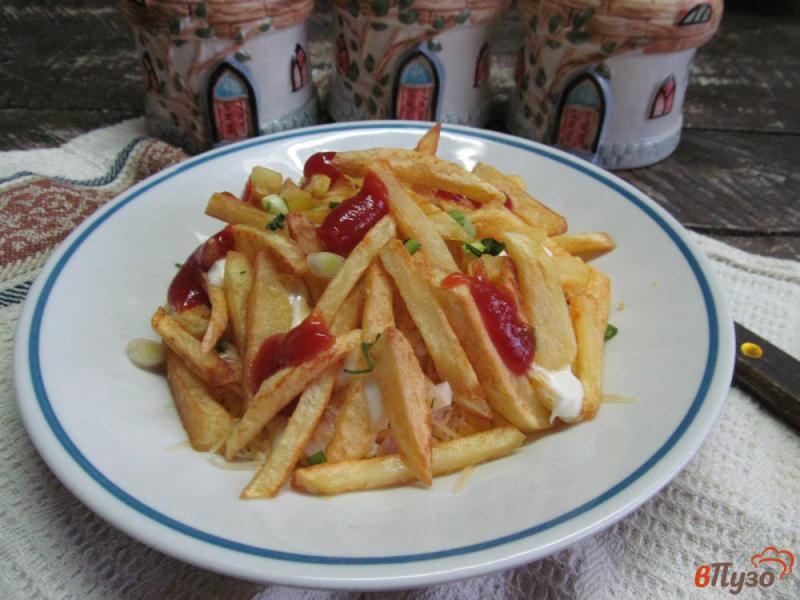 Фото приготовление рецепта: Салат с ветчиной и хрустящим картофелем шаг №5