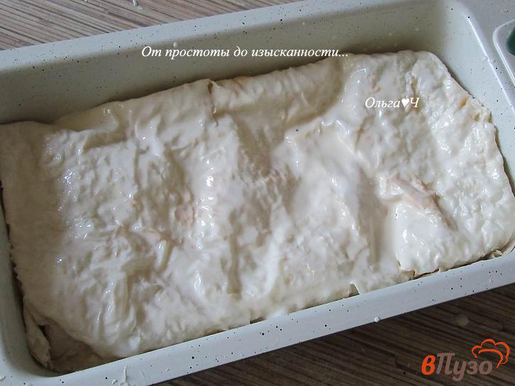 Фото приготовление рецепта: Пирог из лаваша с творогом и вишней шаг №7