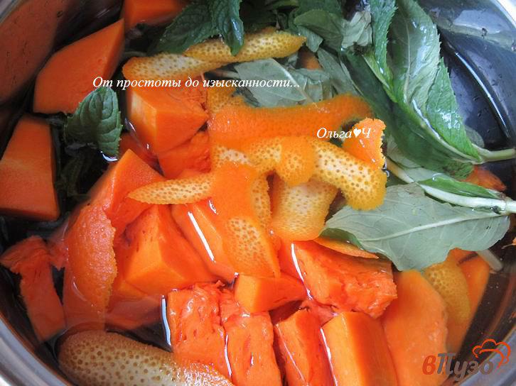Фото приготовление рецепта: Напиток из тыквы, апельсина и мяты шаг №1