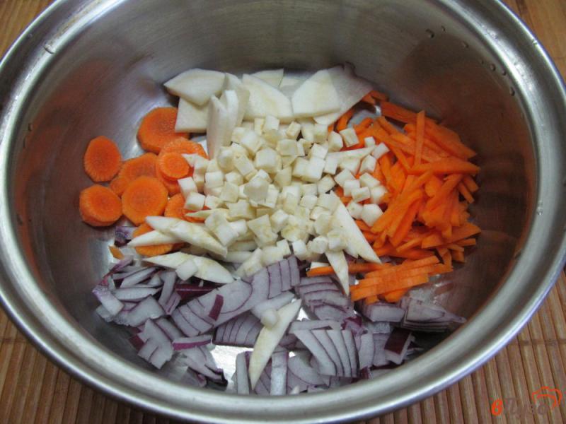 Фото приготовление рецепта: Суп с горчичными клецками шаг №1