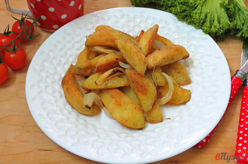 Фото приготовление рецепта: Отварной картофель запеченный в духовке шаг №8