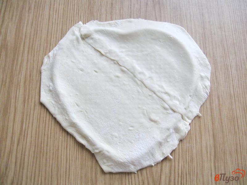 Фото приготовление рецепта: Слоеный пирог с гороховым пюре шаг №1