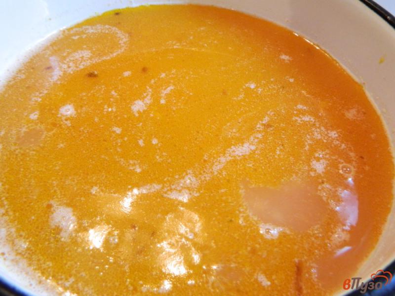 Фото приготовление рецепта: Суп рассольник с рисом на курином бульоне шаг №7
