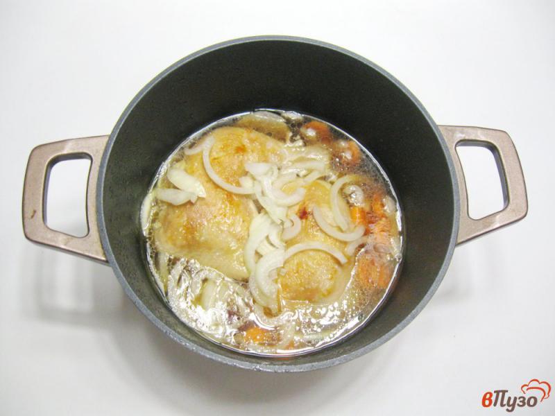Фото приготовление рецепта: Жаркое из курицы с картофелем шаг №4