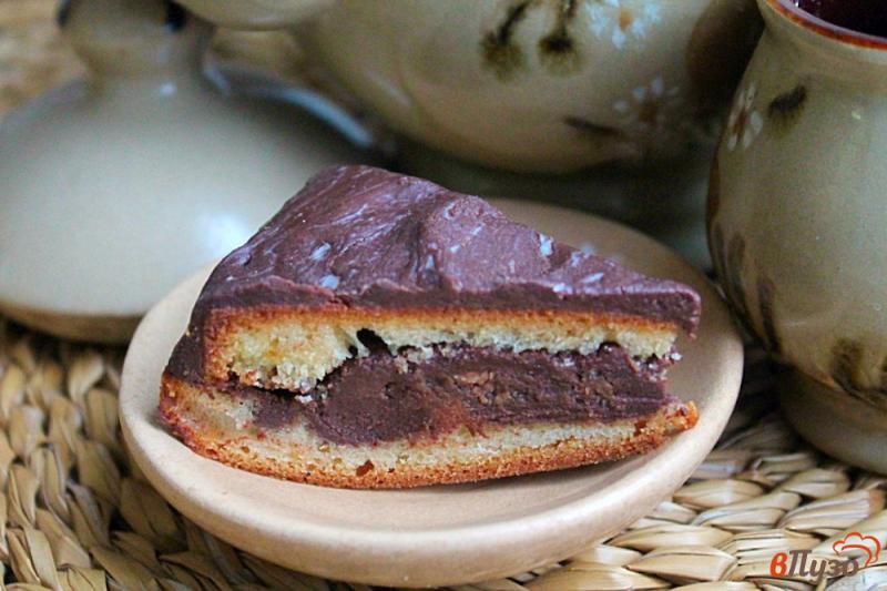 Фото приготовление рецепта: Пирог с шоколадной прослойкой шаг №7