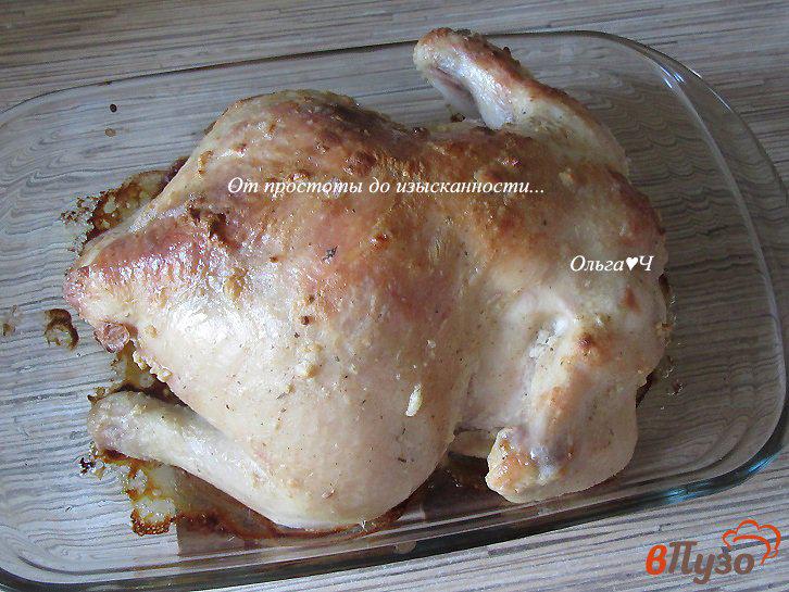 Фото приготовление рецепта: Курица, запеченная с травами и чесноком шаг №4