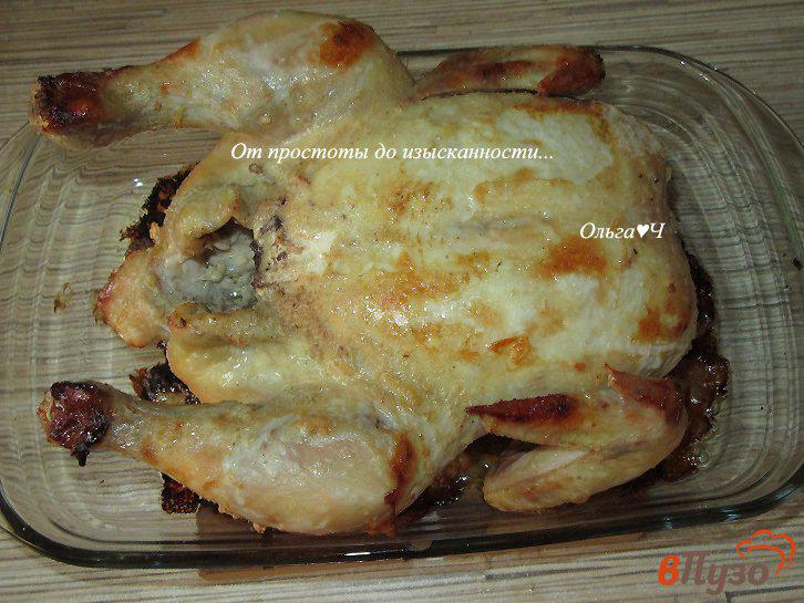Фото приготовление рецепта: Курица, запеченная с травами и чесноком шаг №5