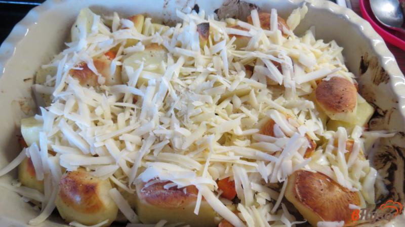Фото приготовление рецепта: Запеченные свиные ребра в горчичном маринаде с картофелем шаг №4