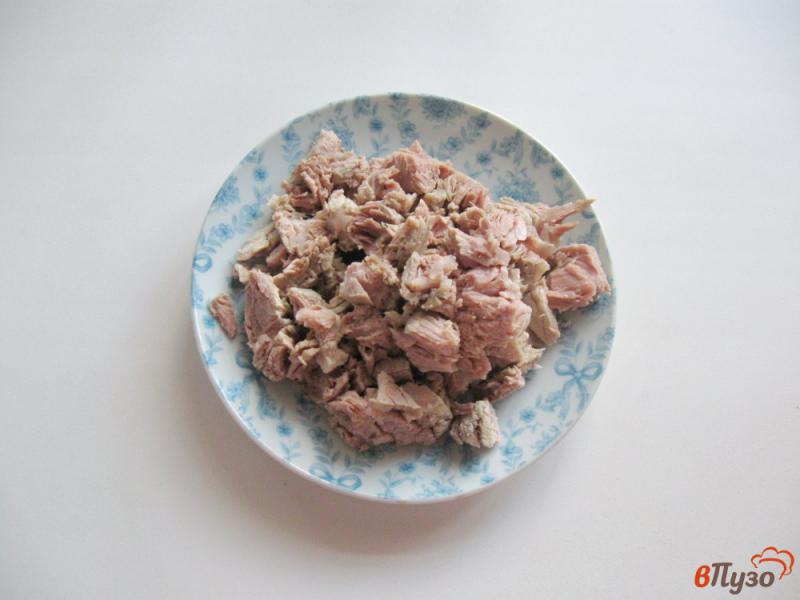 Фото приготовление рецепта: Салат из свинины с сыром шаг №1