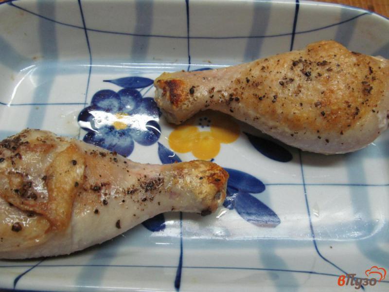 Фото приготовление рецепта: Запеченные куриные ножки с картофелем под соусом шаг №1