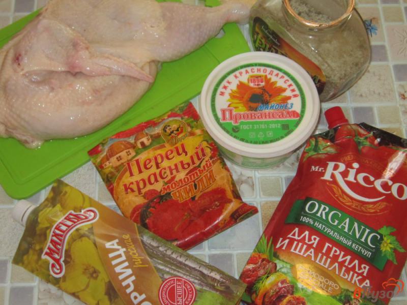 Фото приготовление рецепта: Курица жареная, маринованная в кетчупе и горчице шаг №3