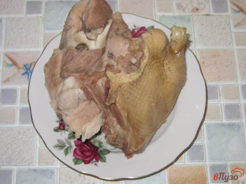 Фото приготовление рецепта: Борщ из свинины и утки шаг №2