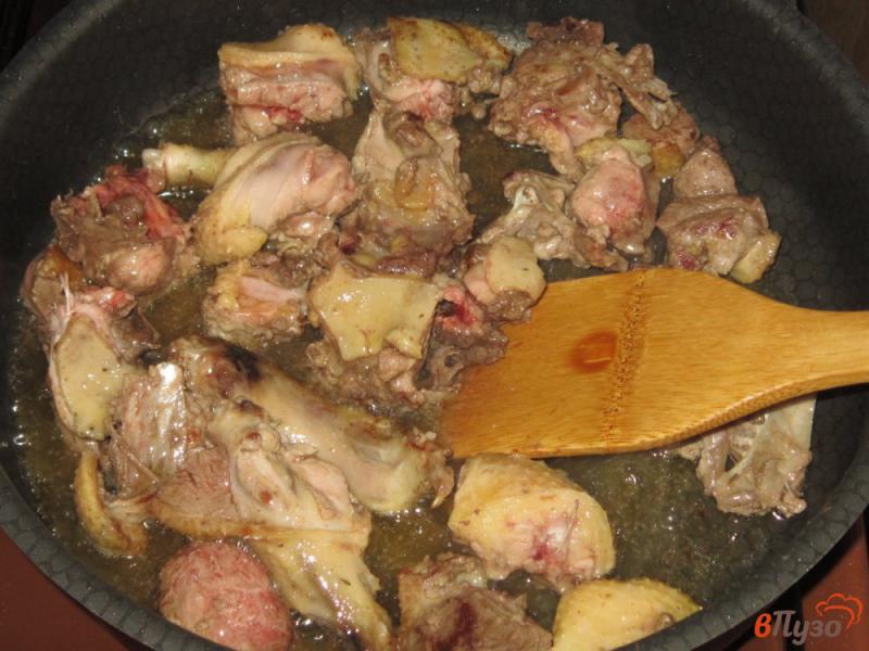 Фото приготовление рецепта: Утка с подливой в соусе терияки шаг №2
