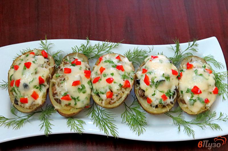Фото приготовление рецепта: Картофель фаршированный печенью и грибами шаг №15