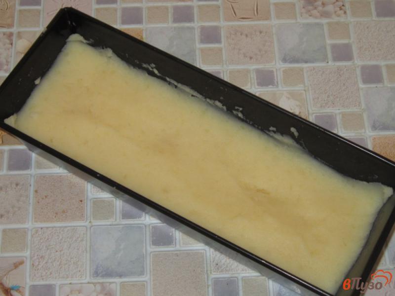 Фото приготовление рецепта: Картофельная запеканка со свининой и шампиньонами шаг №7