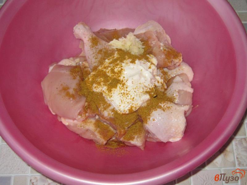 Фото приготовление рецепта: Куриные шашлыки в духовке с карри шаг №2