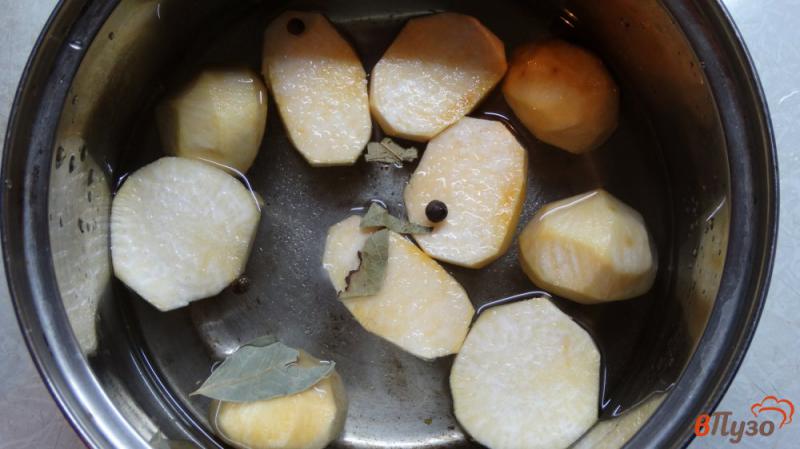 Фото приготовление рецепта: Пюре из репы с грибами шаг №3