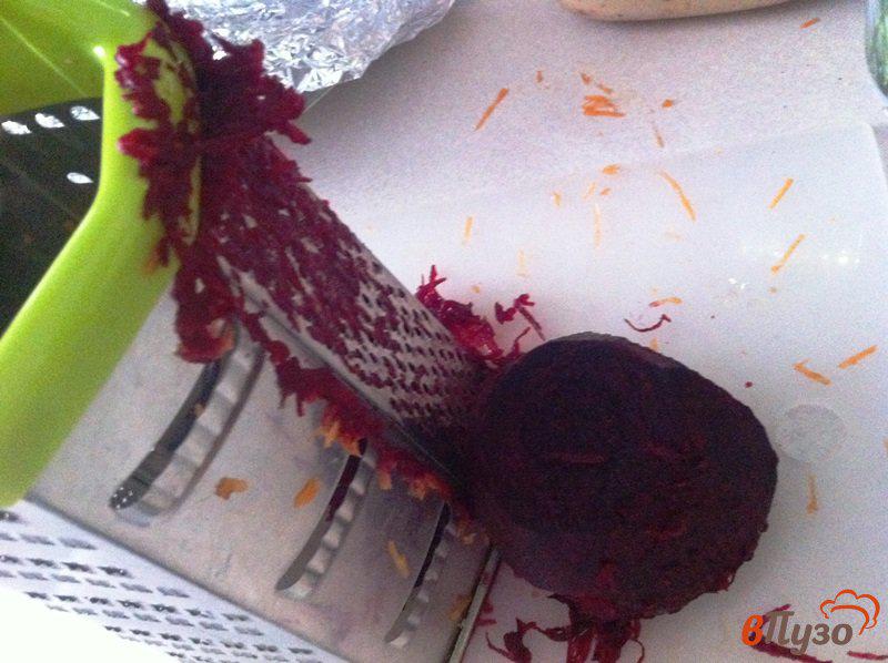 Фото приготовление рецепта: Красный борщ без капусты  в мультиварке шаг №4