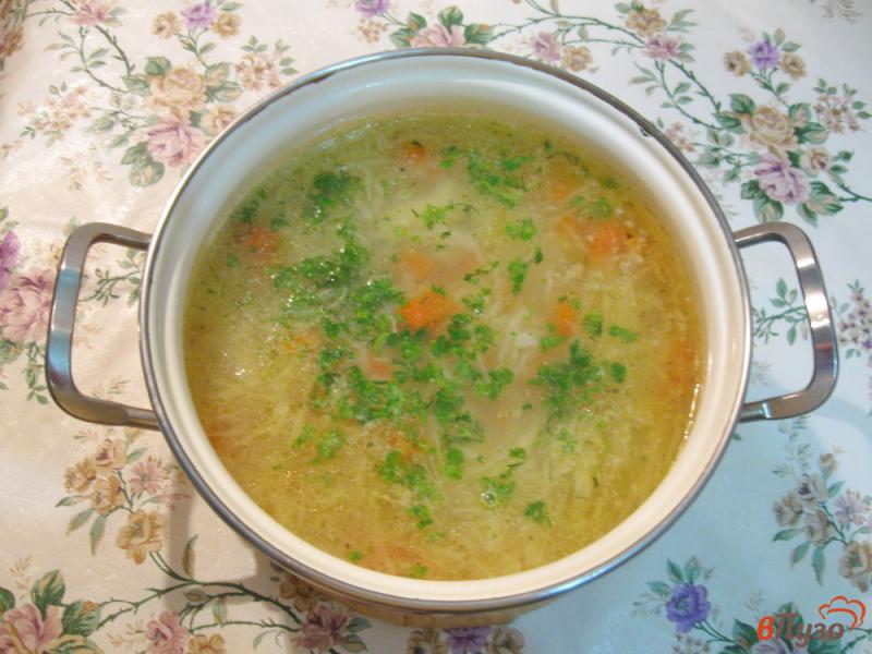 Фото приготовление рецепта: Овощной суп с рисом и зеленым горошком шаг №6