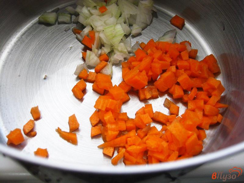 Фото приготовление рецепта: Суп овощной с сельдереем и фрикадельками шаг №1