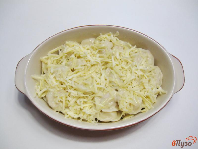 Фото приготовление рецепта: Пельмени с сыром в духовке шаг №4