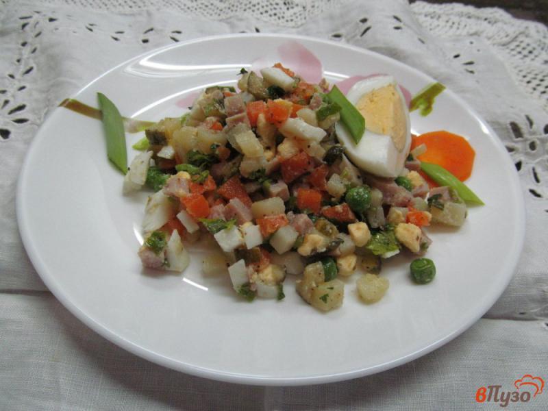 Фото приготовление рецепта: Салат «оливье» без майонеза шаг №8