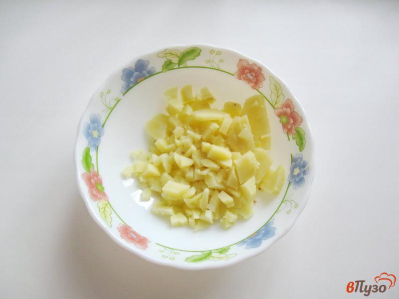 Фото приготовление рецепта: Зеленый картофельный салат шаг №1