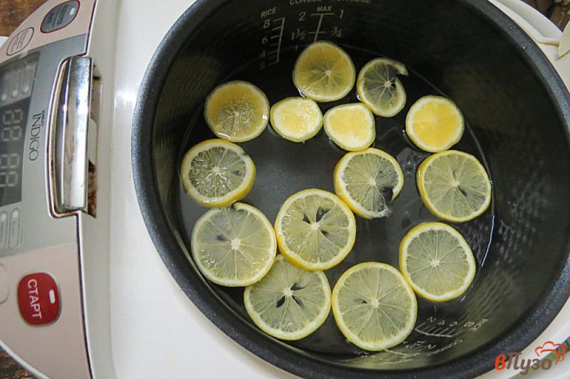 Фото приготовление рецепта: Лимонный напиток с каркаде в мультиварке шаг №2