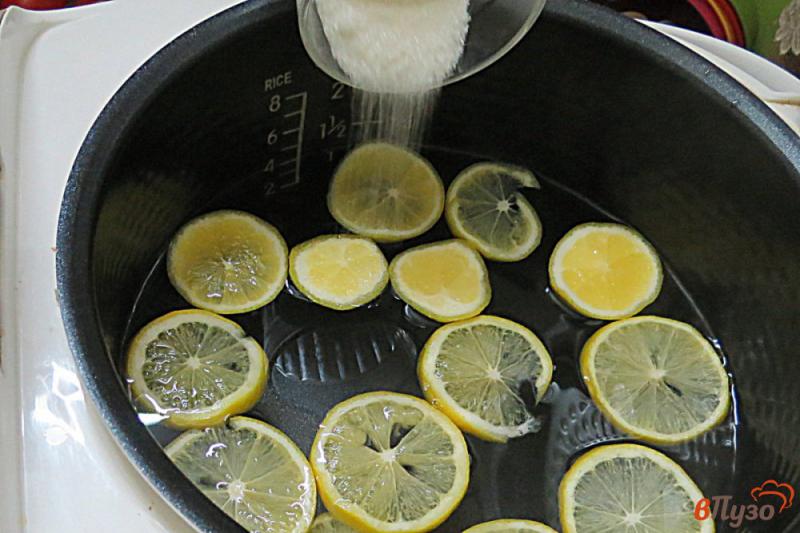 Фото приготовление рецепта: Лимонный напиток с каркаде в мультиварке шаг №3