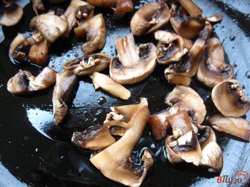 Фото приготовление рецепта: Лазанья с грибами шаг №3