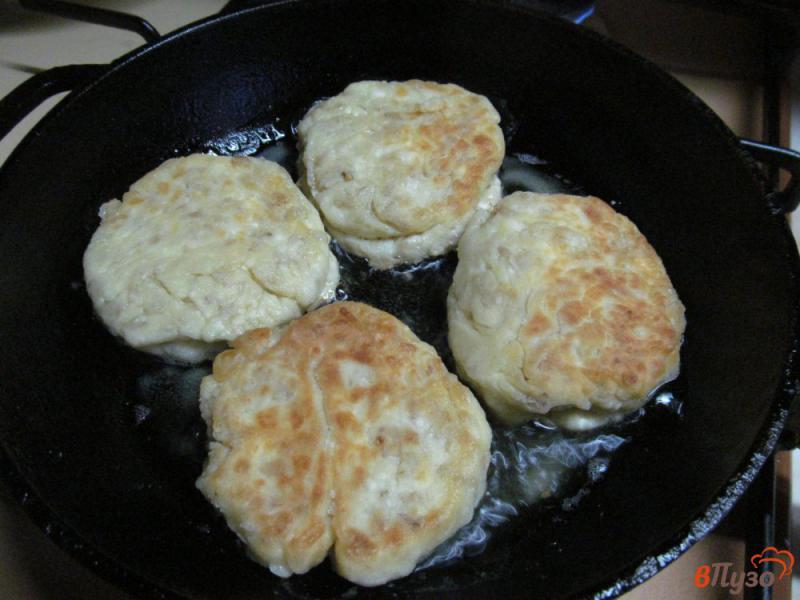Фото приготовление рецепта: Сырники с овсяной кашей запеченные под клюквенным соусом шаг №6