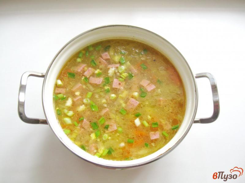 Фото приготовление рецепта: Овощной суп с колбасой шаг №7