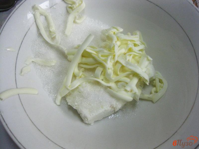 Фото приготовление рецепта: Печенье творожное «Розы в снегу» шаг №3