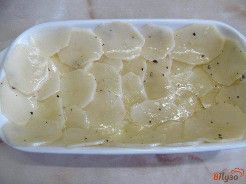 Фото приготовление рецепта: Запеканка из картофеля с беконом под хрустящей корочкой шаг №2