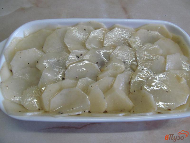Фото приготовление рецепта: Запеканка из картофеля с беконом под хрустящей корочкой шаг №5
