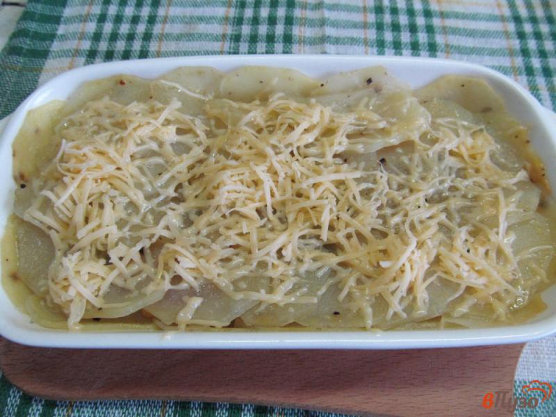 Фото приготовление рецепта: Запеканка из картофеля с беконом под хрустящей корочкой шаг №6