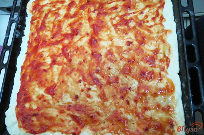 Фото приготовление рецепта: Пицца семейная шаг №5
