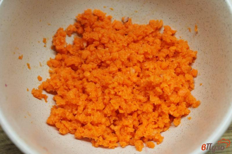 Фото приготовление рецепта: Салат из моркови и редьки, с хреном и пастернаком шаг №1