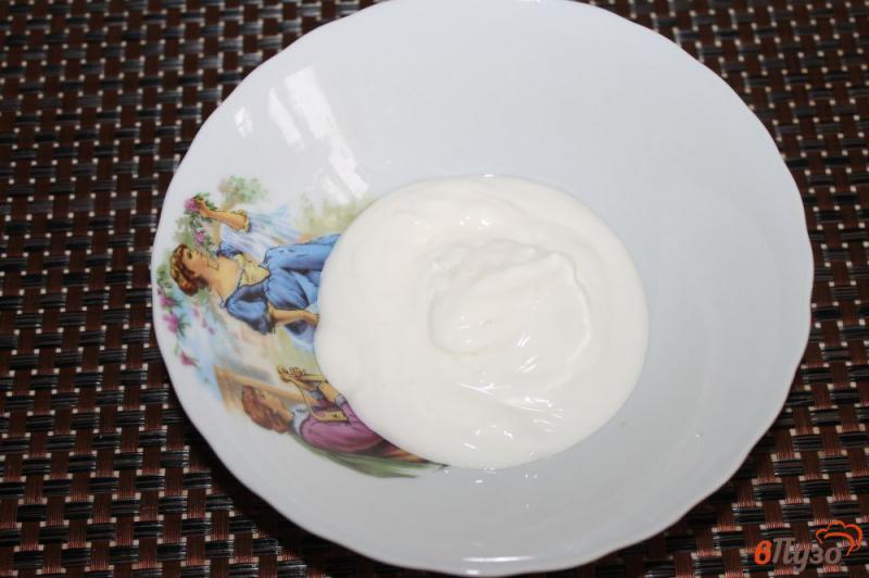Фото приготовление рецепта: Белый соус с сыром к картофелю шаг №1