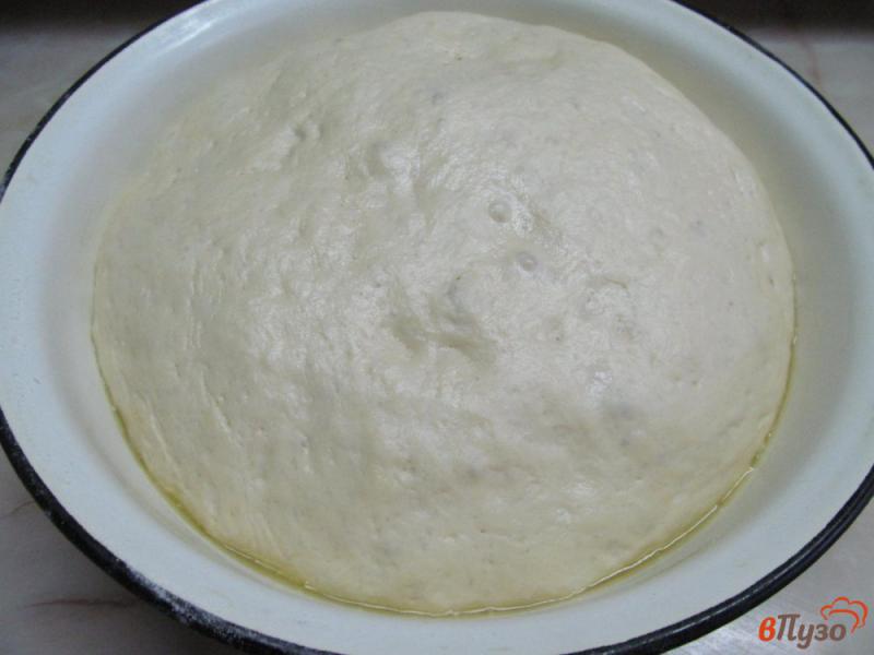 Фото приготовление рецепта: Хлеб с шалфеем и сливочным маслом шаг №6