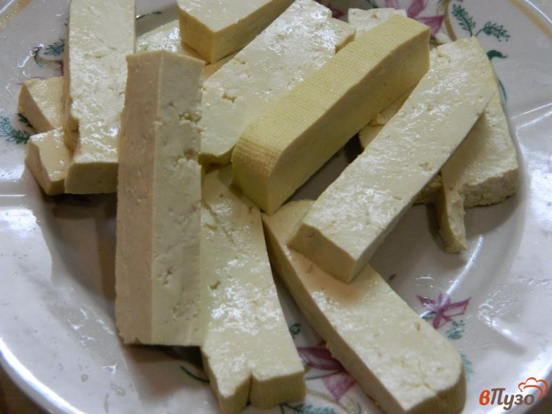 Фото приготовление рецепта: Сыр тофу в кунжуте шаг №1