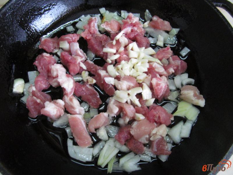 Фото приготовление рецепта: Паста с соусом «Цинциннати» шаг №3