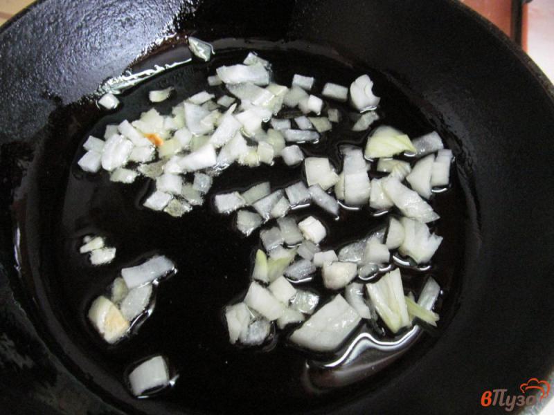 Фото приготовление рецепта: Паста с соусом «Цинциннати» шаг №2