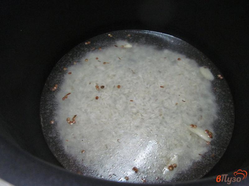 Фото приготовление рецепта: Ароматный рис из мультиварки с овощами шаг №3