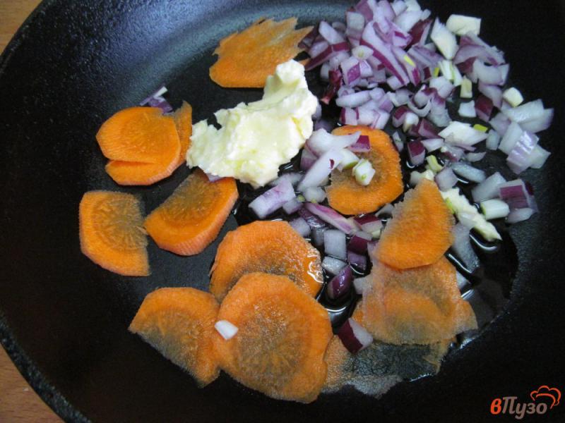 Фото приготовление рецепта: Ароматный рис из мультиварки с овощами шаг №4