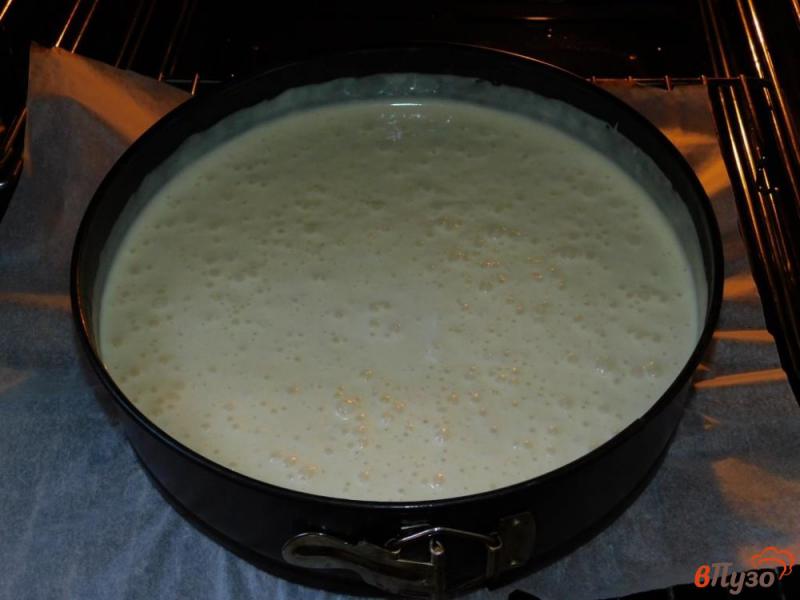 Фото приготовление рецепта: Заварной бисквит на сливочном масле шаг №4