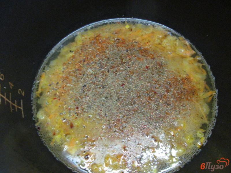 Фото приготовление рецепта: Булгур в мультиварке с вареным мясом шаг №3