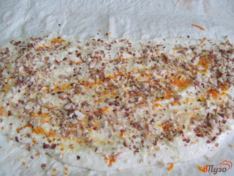 Фото приготовление рецепта: Ленивый пирог с творогом и орехами в лаваше шаг №4