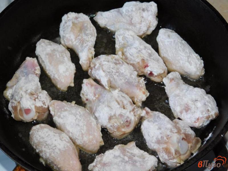Фото приготовление рецепта: Куриные крылышки в пикантном маринаде шаг №5