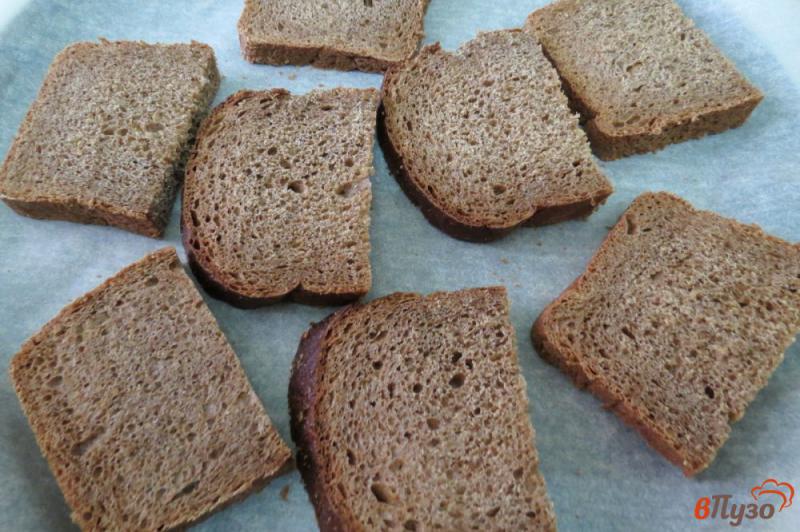 Фото приготовление рецепта: Бутерброды со шпротами (первый вариант) шаг №3